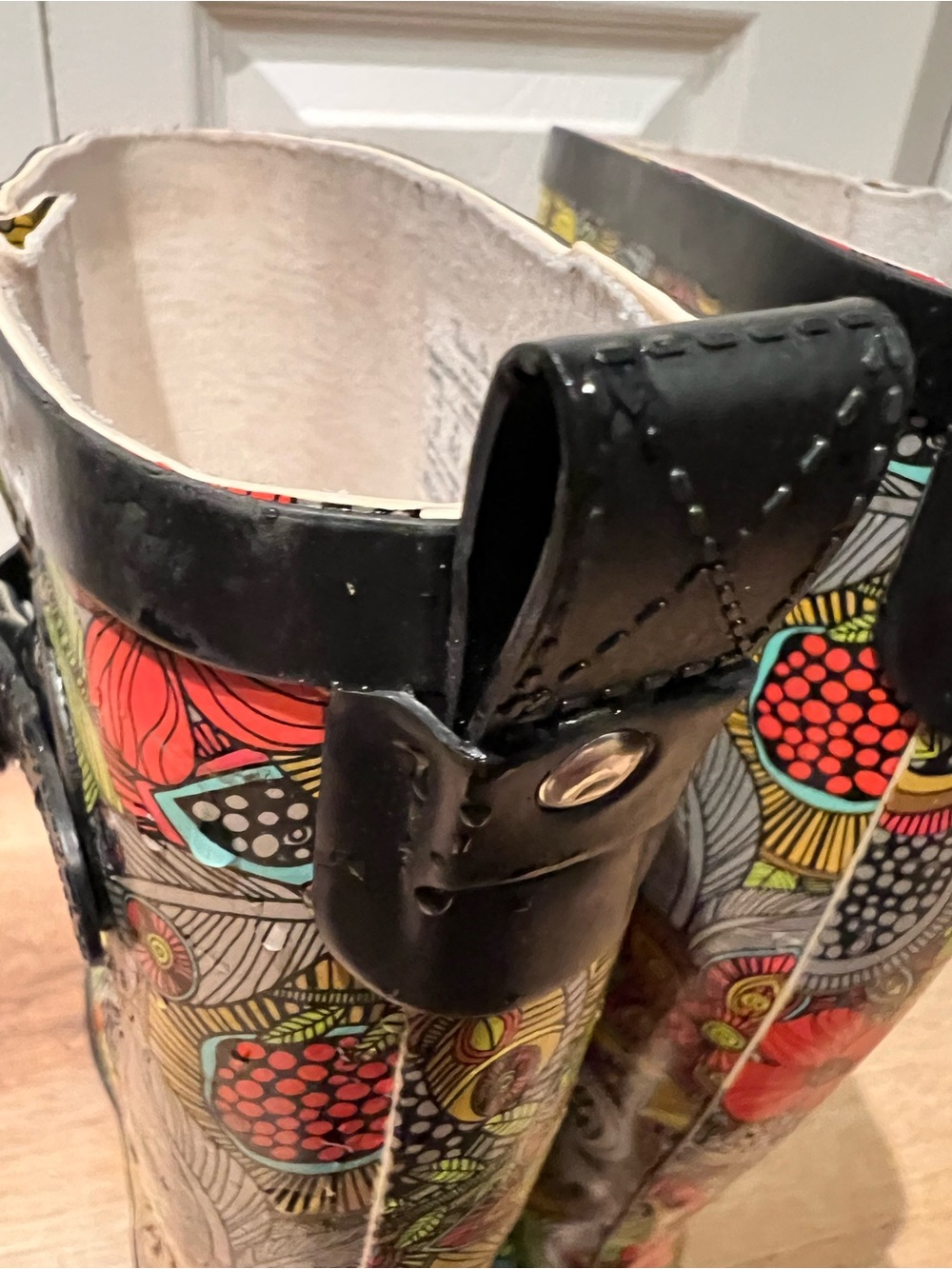 Western Chief | Women’s Floral Rain Boots in Black & Lime Green Multi Color Sz 9 - Picture 14 of 15